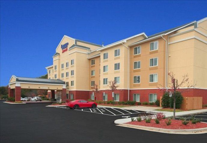 Fairfield Inn & Suites Greensboro Wendover Exterior foto